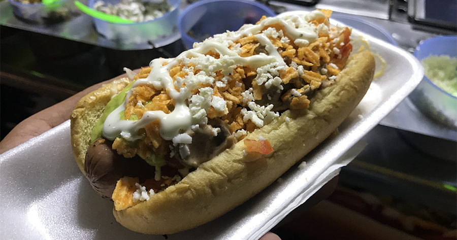 Comer Hot Dogs en Mazatlán