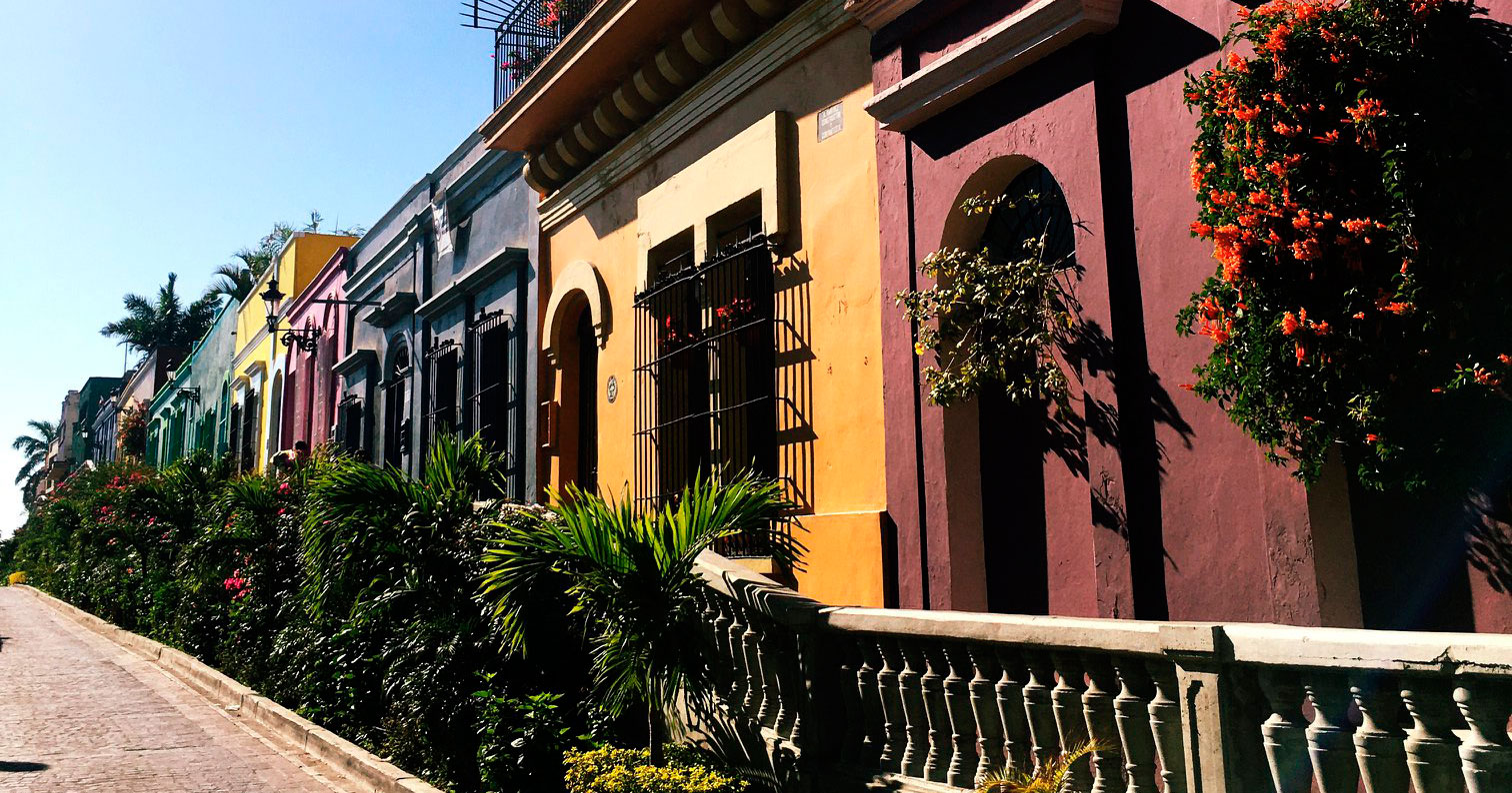 Calle Angel Flores la calle mas colorida de Mazatlán